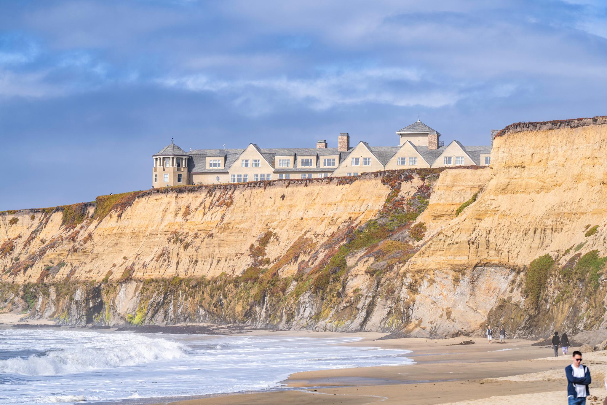 A Wedding Venue Review: The Ritz Carlton, Half Moon Bay, California