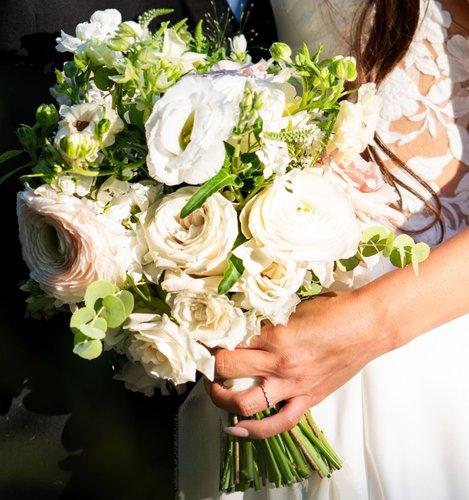 mobile - carousel-hero-element image-2